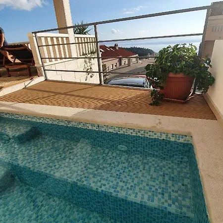 Apartment Azure Pool Apartment *
